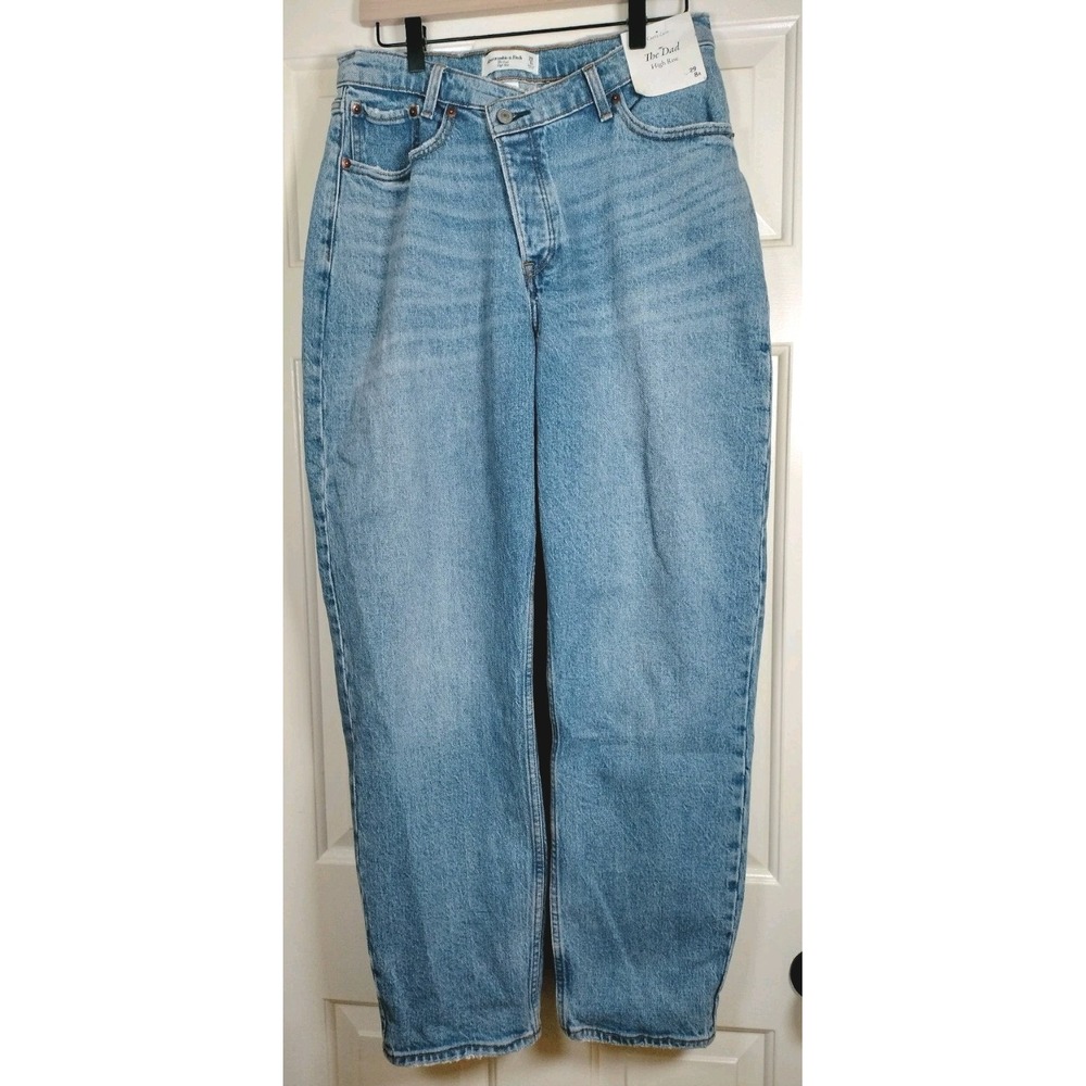 NWT Abercrombie Curve Love The Dad Asymmetric High Rise Jeans 29/8R